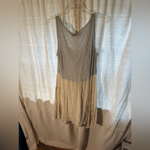 Cute spring dress! - Picture 2 of 4